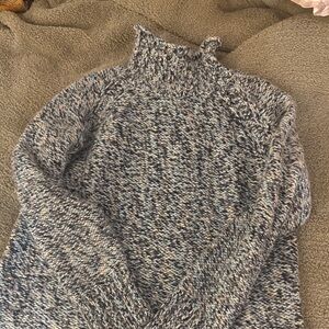 Columbia Women's Black and White Knit Turtleneck Sweater